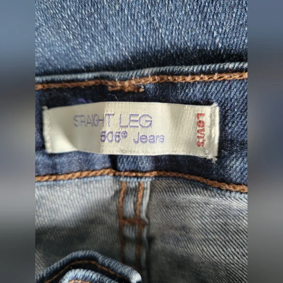 Levi 505 Straight Leg - Picture 9 of 10